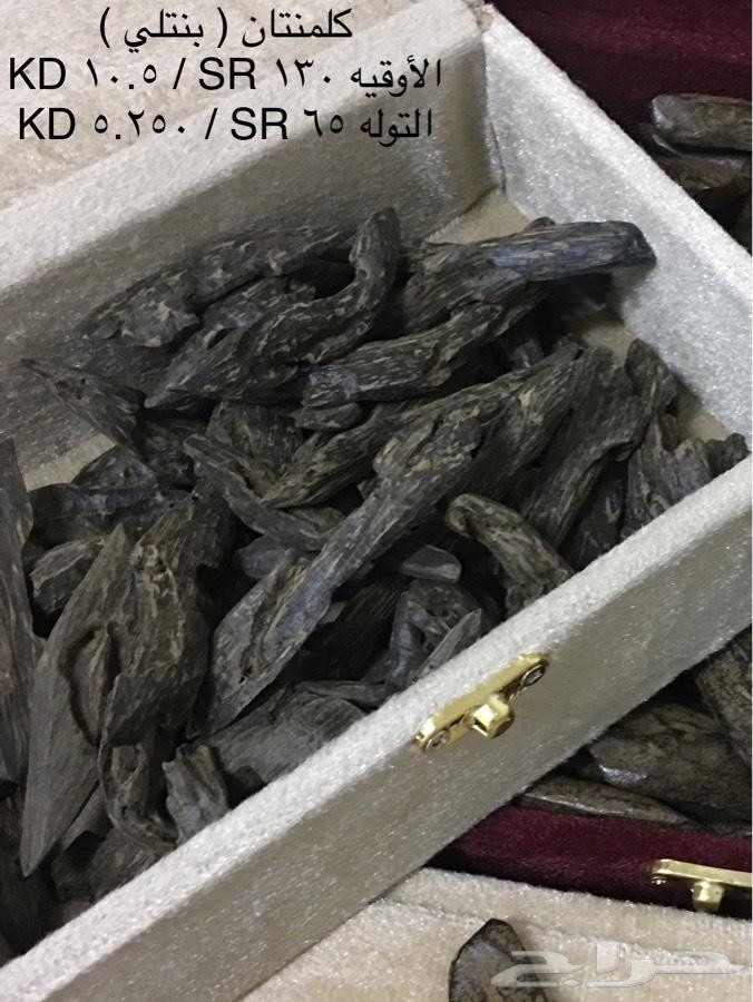 بخور عووود رائحه طيبه وثبات.