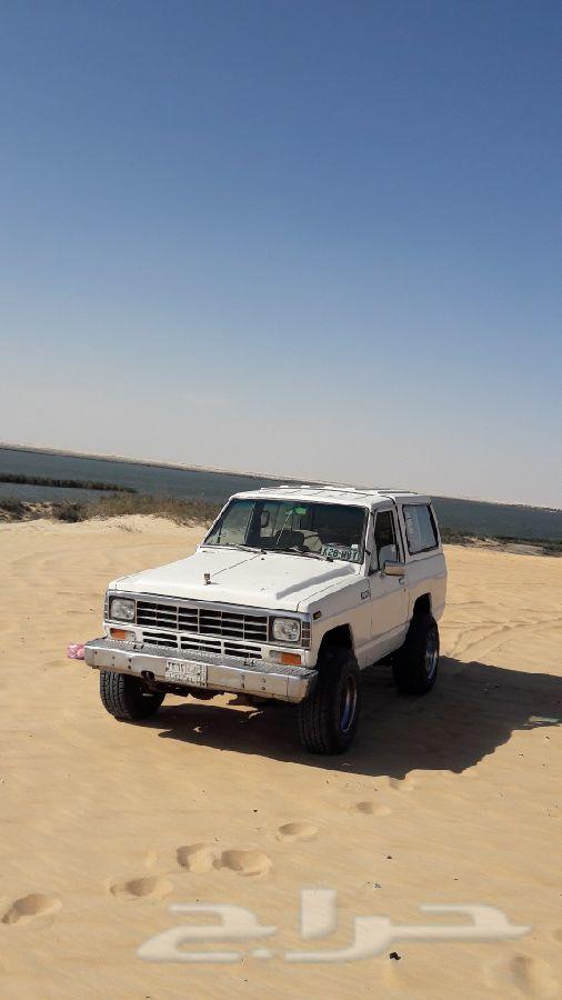 جيب ربع نيسان 84 باترول