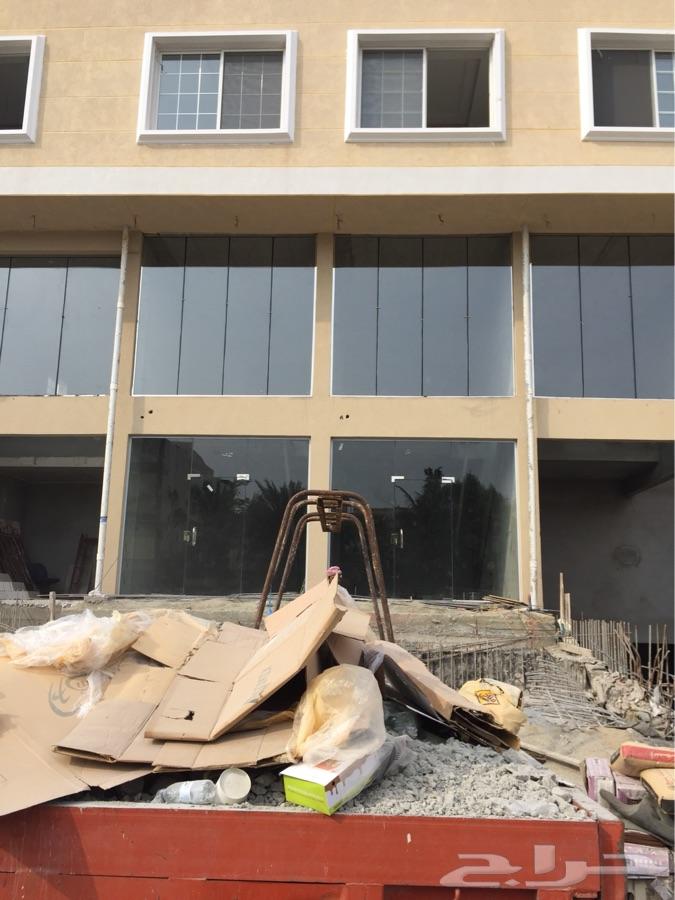 زجاج سكريت وصيانه الابواب الزجاجيه