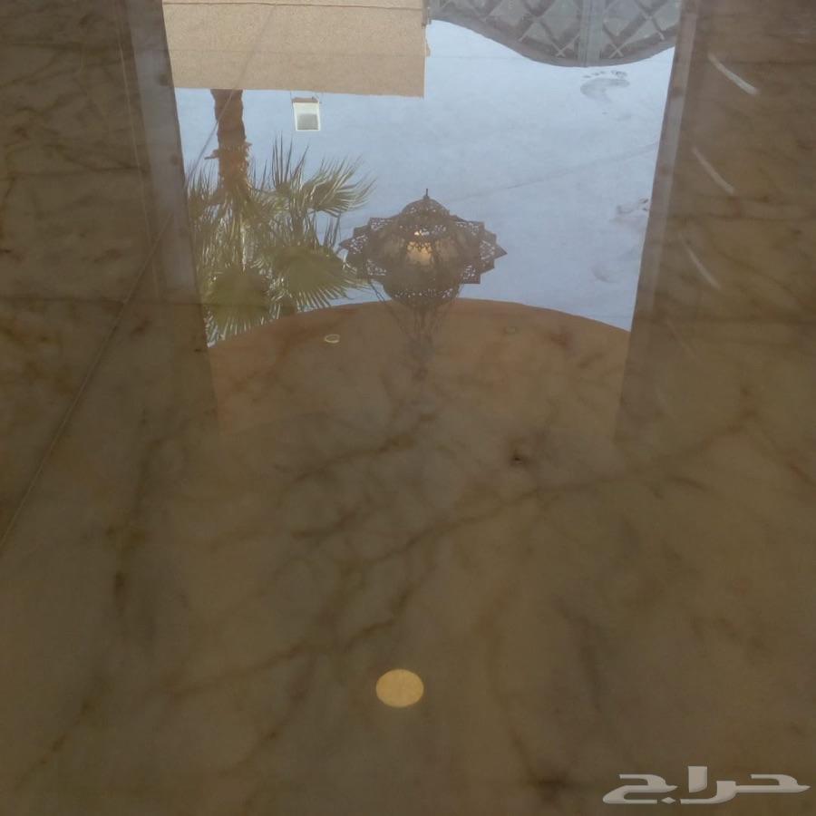 جلي وتلميع البلاط والرخام والسراميك