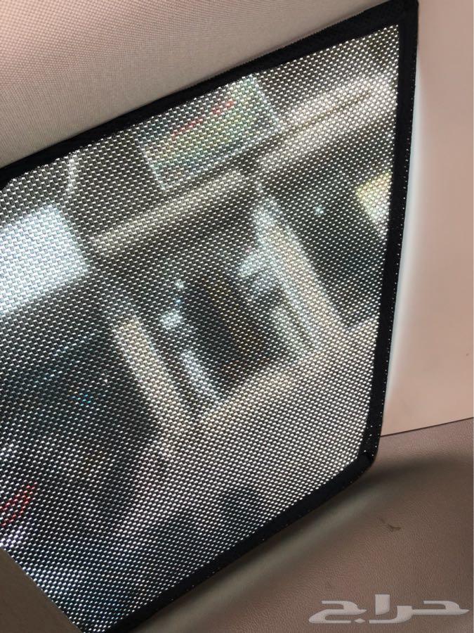 ستاير سيارات عازله عن شمس ظهريه وحرارتها