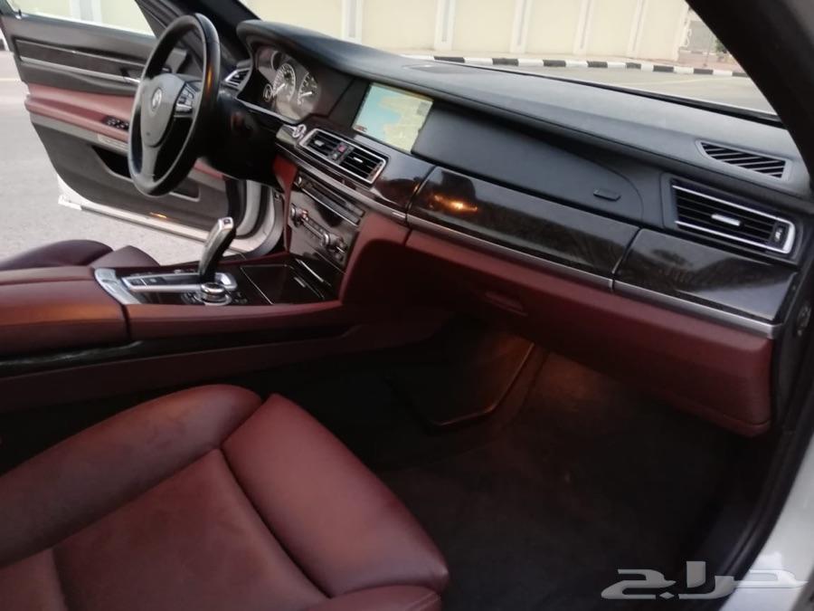 bmw740li2011 نظيفه تشيكات وكاله