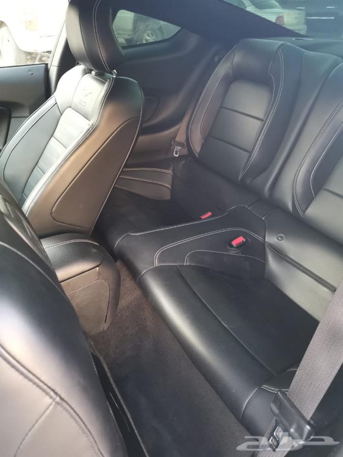 موستنج Premium GT 2015 نظيف جدا