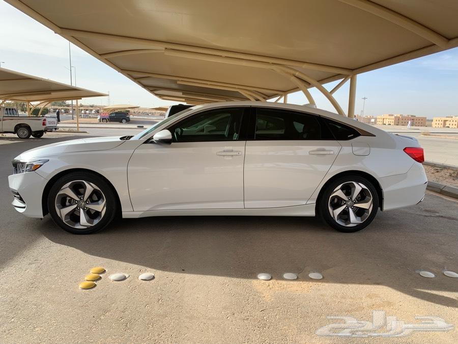 هوندا أكورد LX sport2018 للتنازل الراجحي