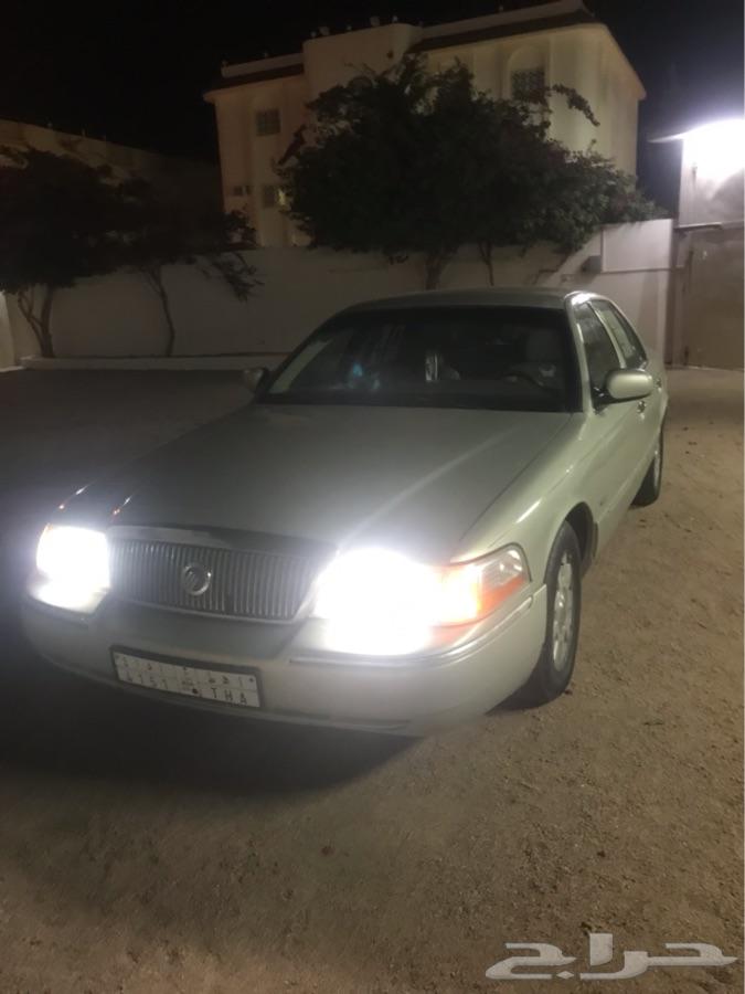 للبيع فورد ماركيز 2004 نظيف