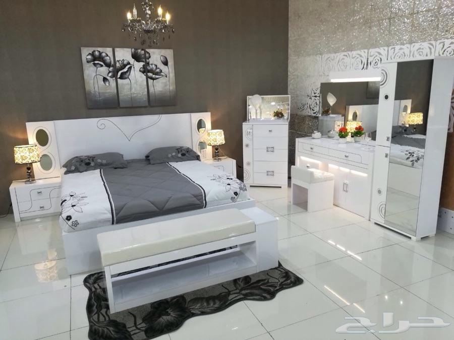 غرف نوم عصرية وجذابة تبدأ من 3950 ريال غرف نوم عصرية وجذابة تبدأ من 3950 ريال
