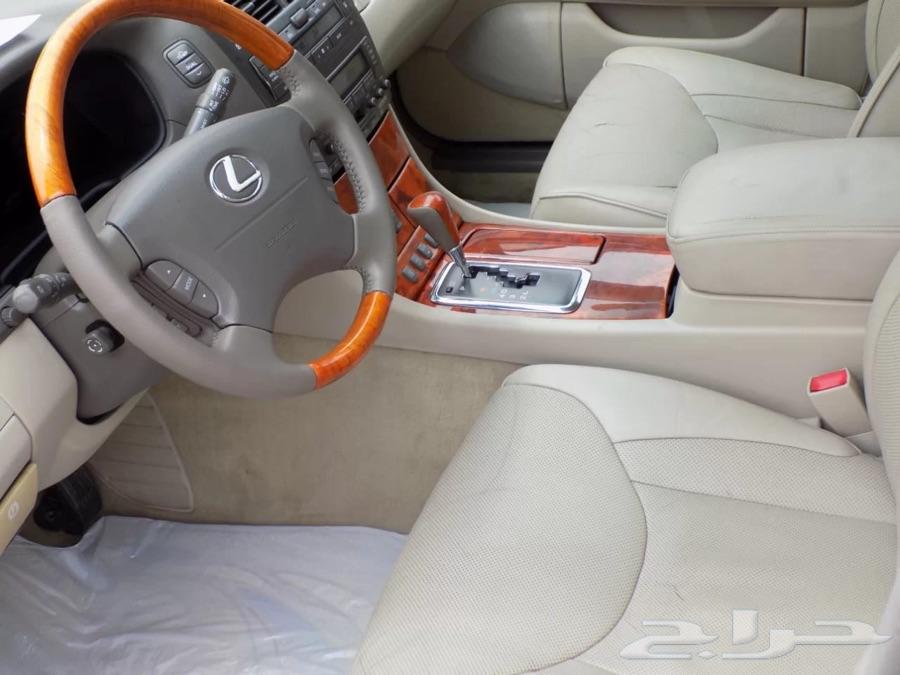 لكزس LS 430 الموديل 2001 مخزنه