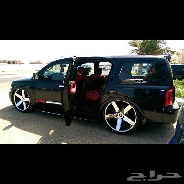 للبيع جيب انفنتي qx56 معدله بالكامل