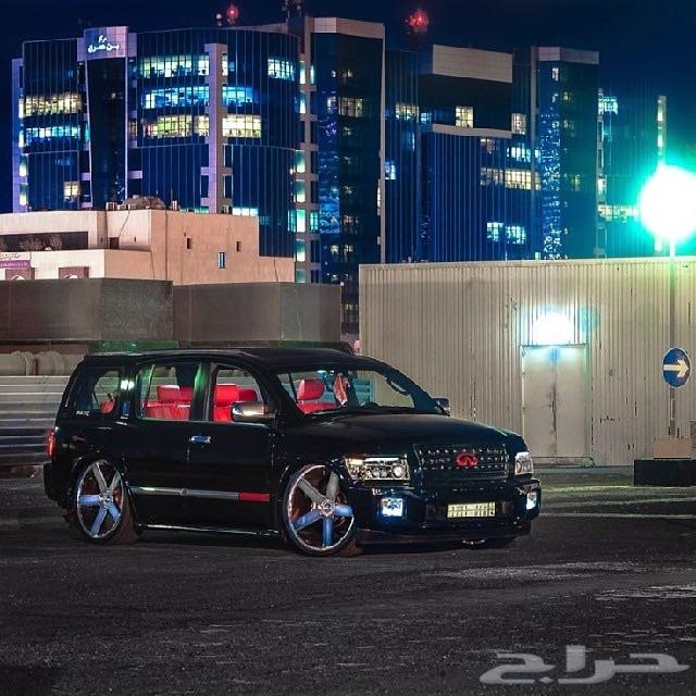 للبيع جيب انفنتي qx56 معدله بالكامل
