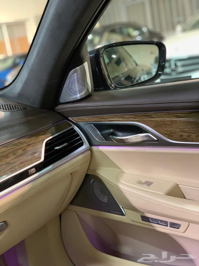 بي ام دبليو 750Li 2016