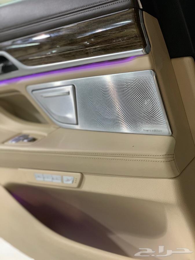بي ام دبليو 750Li 2016