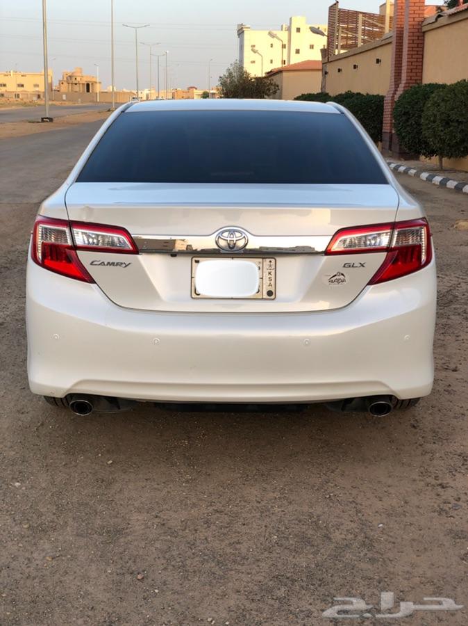 كامري 2012 لؤلؤي GLX . نظيف جدا