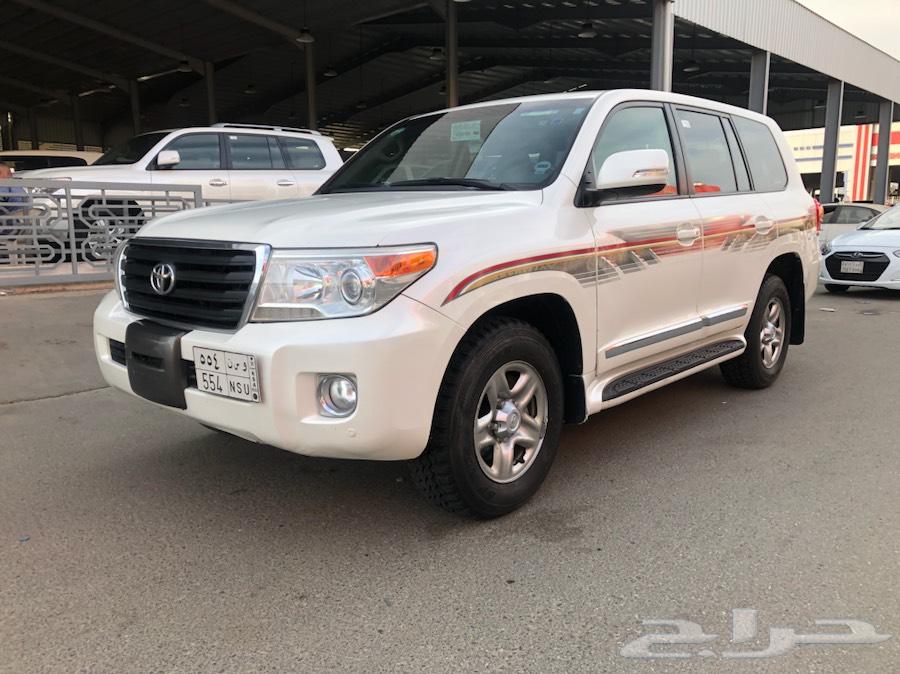 لاندكروزر GXR2-V6 قير عادي (خليجي)
