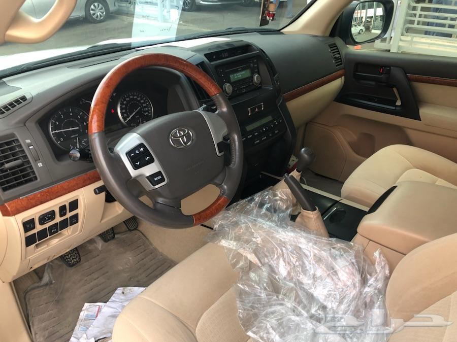 لاندكروزر GXR2-V6 قير عادي (خليجي)