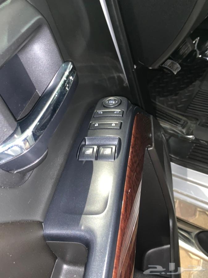 وانيت GMC سييرا Z71 (تم البيع)
