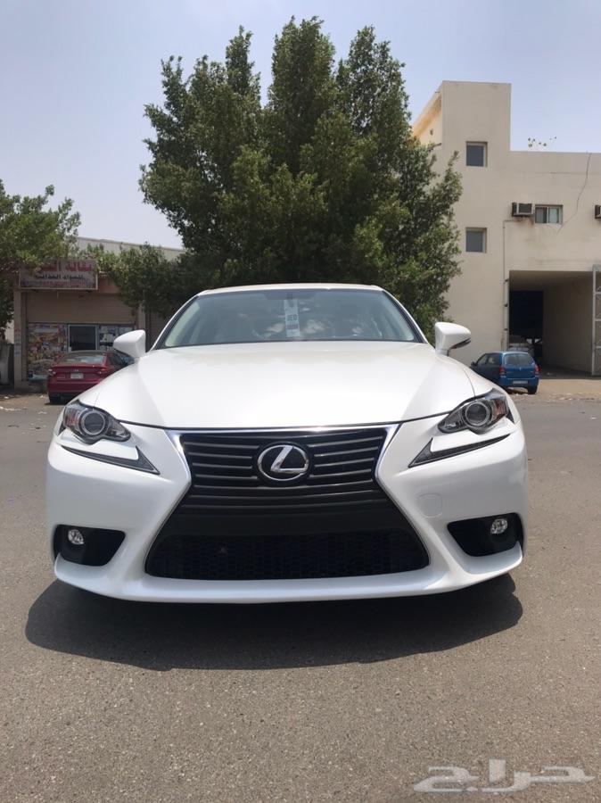 ليكزس IS250 موديل 2015 لؤلؤي بطاقة