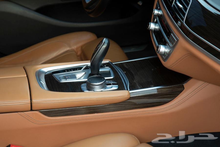 بي أم دبليو BMW موصفات 750LI