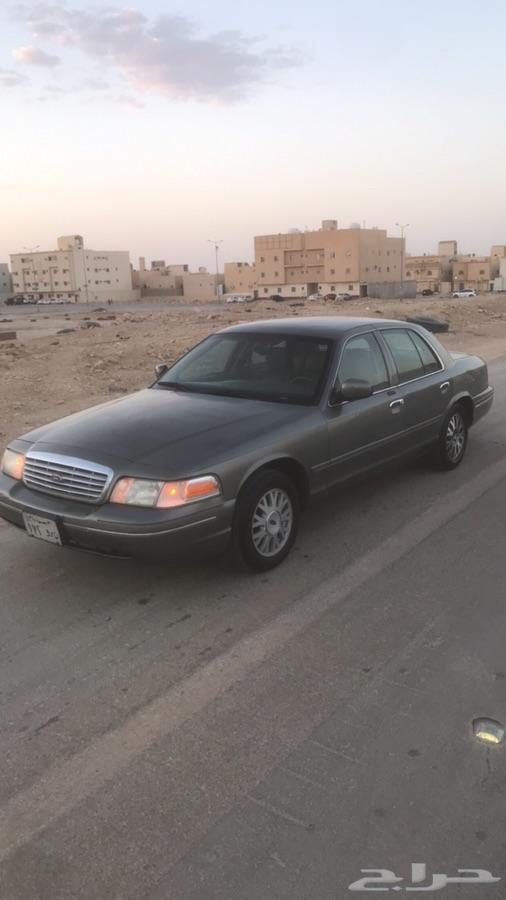 للبيع فورد فكتوريا 2004