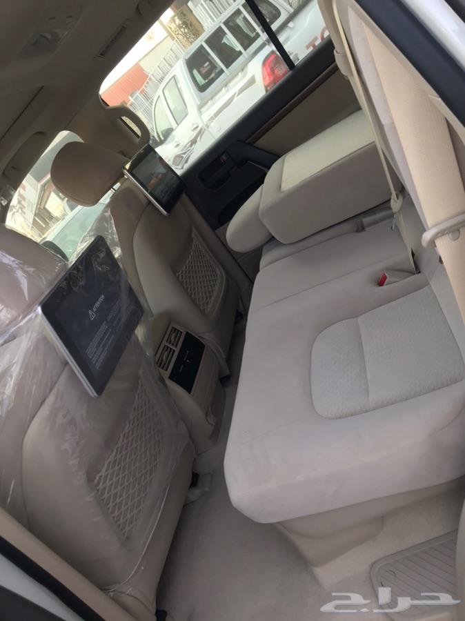 لاندكروزر GXR 3 السعر 239500