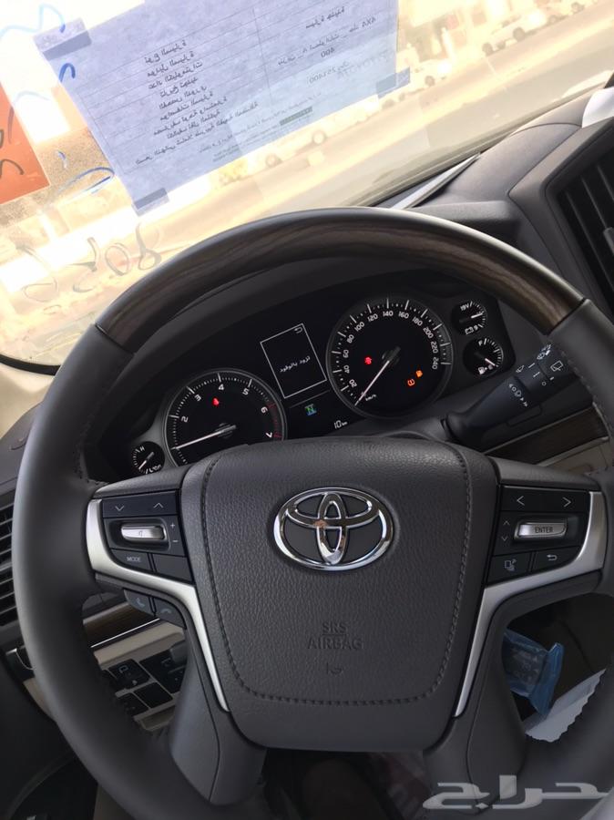 لاندكروزر GXR 3 السعر 239500