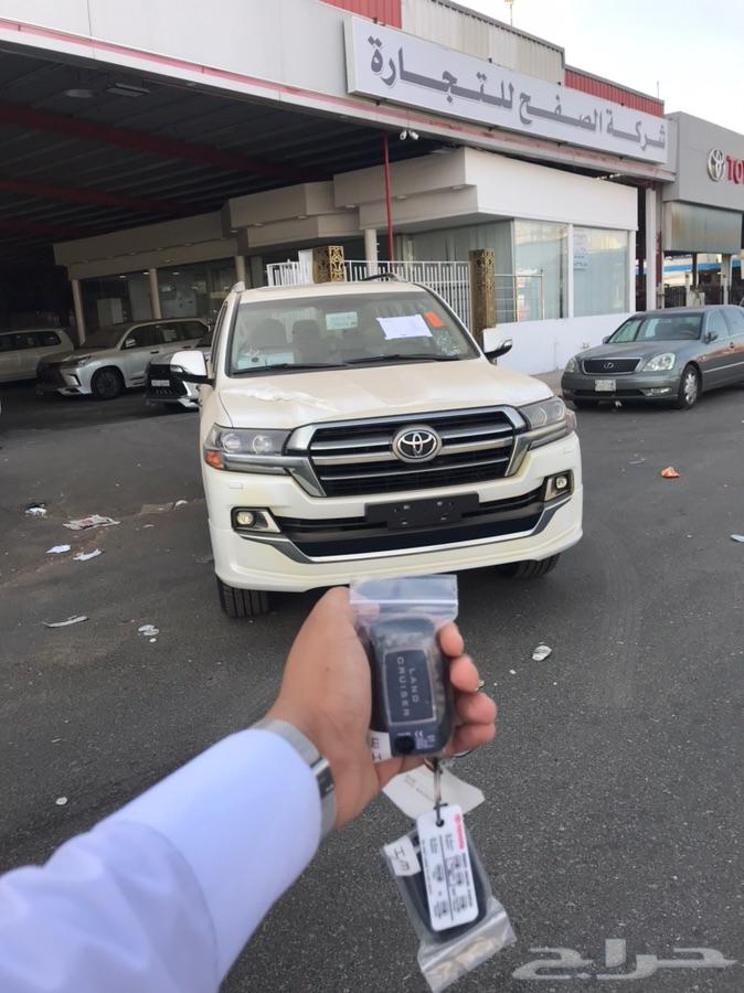 لاندكروزر GXR 3 السعر 239500