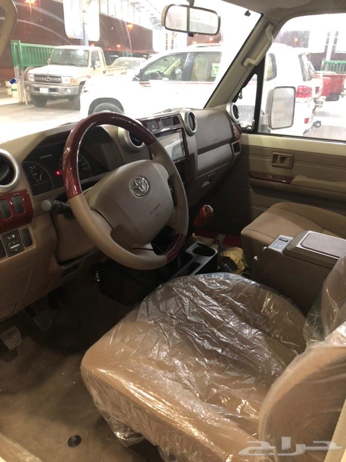 جيب ابيض رفرف 2019 شاص رفرف بيج 2018