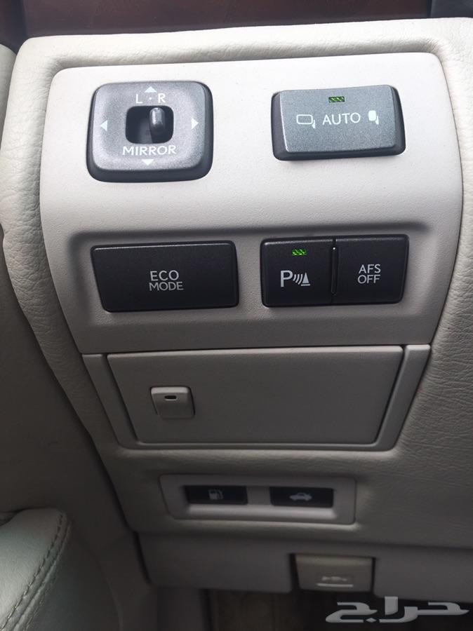 للبيع لكزس LS 460L لارج ( طويل ) 2011
