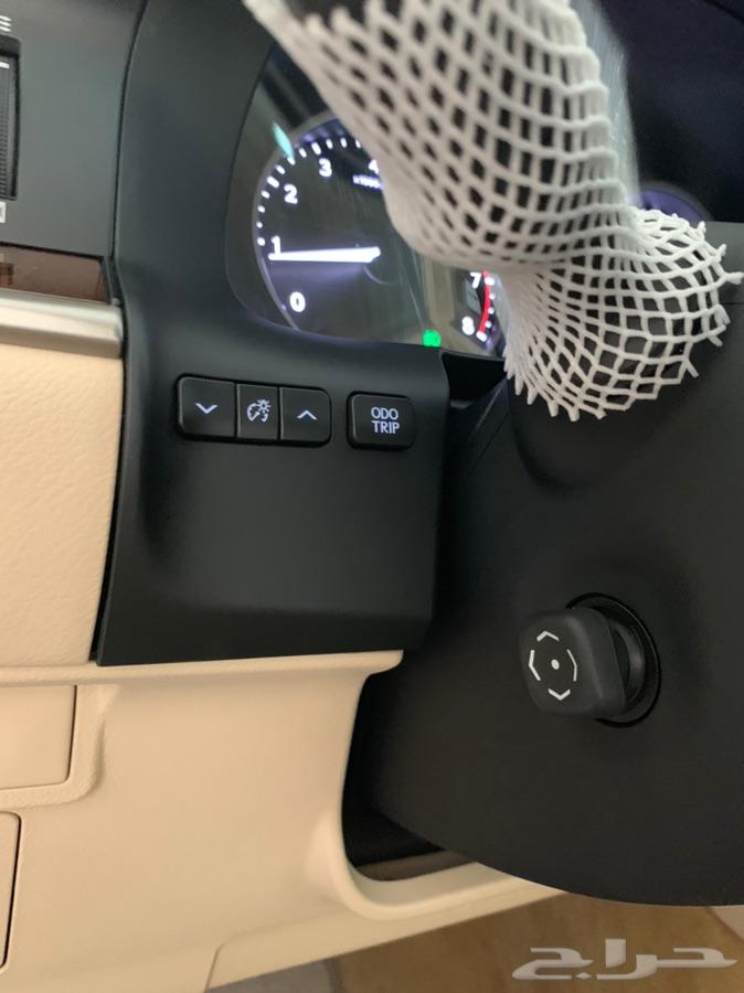 للبيع لكزس ES 350 ممشى قليل V6