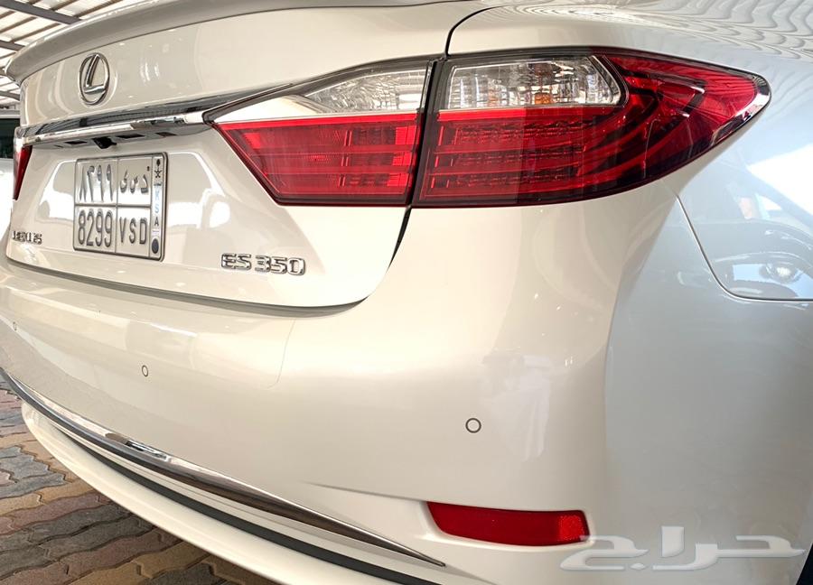 للبيع لكزس ES 350 ممشى قليل V6
