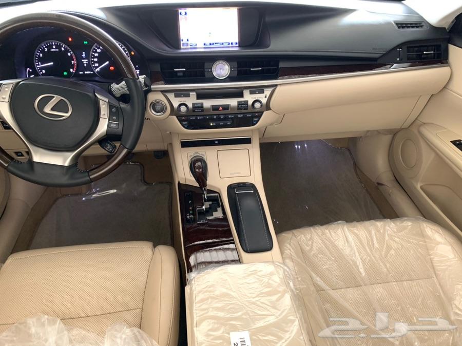 للبيع لكزس ES 350 ممشى قليل V6
