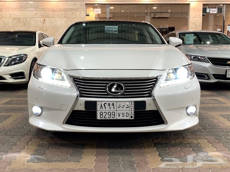 للبيع لكزس ES 350 ممشى قليل V6