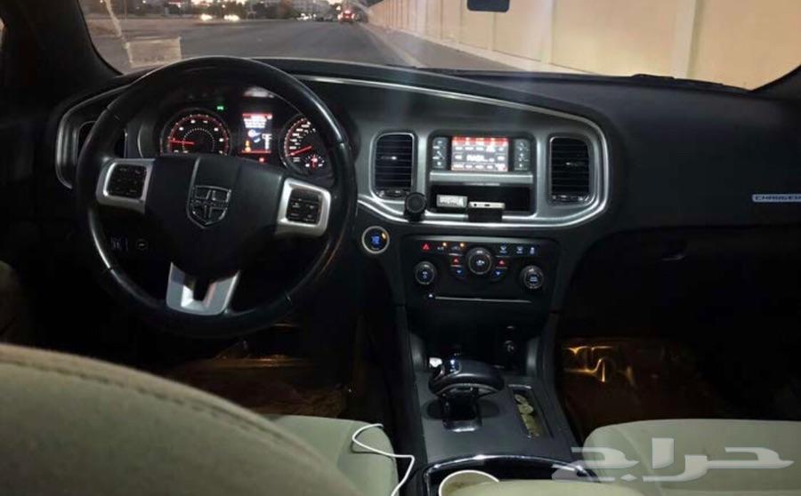 تشارجر 2012 للبيع