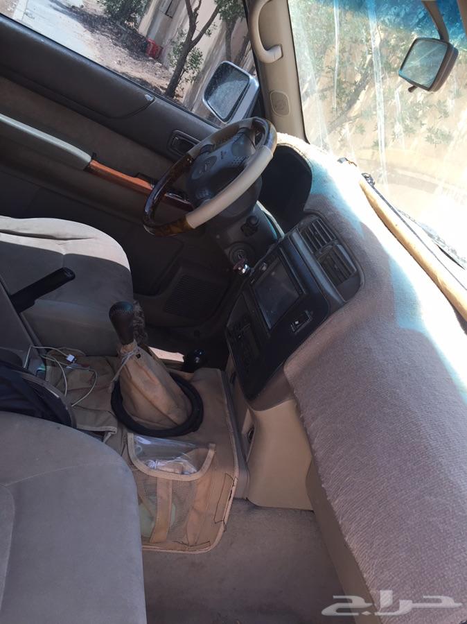 سفاري باترول 98 لون اخضر ذهبي