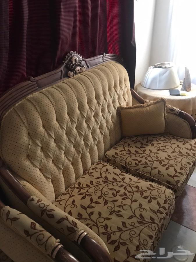 اثاث متنوع للبيع