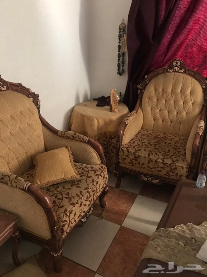 اثاث متنوع للبيع