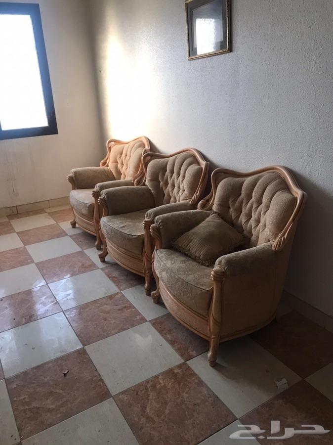 اثاث متنوع للبيع