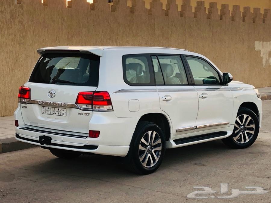 لاندكروزر VXR 5.7 مرهم 2019 نظيف