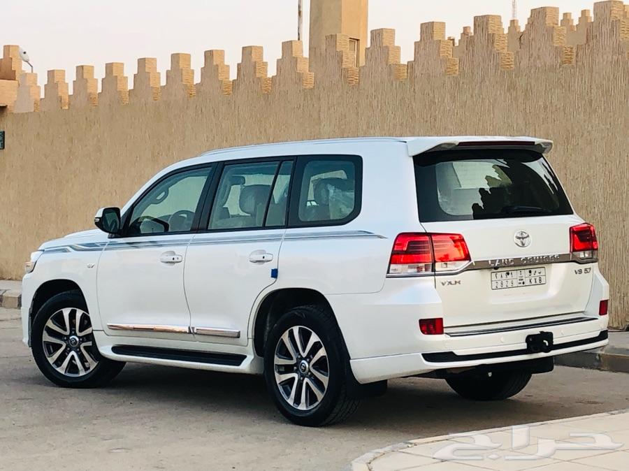 لاندكروزر VXR 5.7 مرهم 2019 نظيف