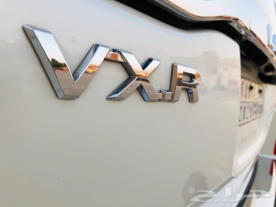 لاندكروزر VXR 5.7 مرهم 2019 نظيف
