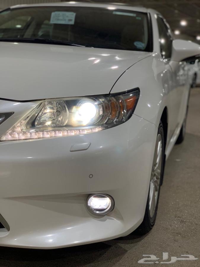 لكزس ES350 ماشي قليل بدي وكاله