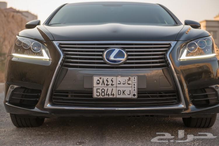 لكزس 600 ls بحالة وكالة