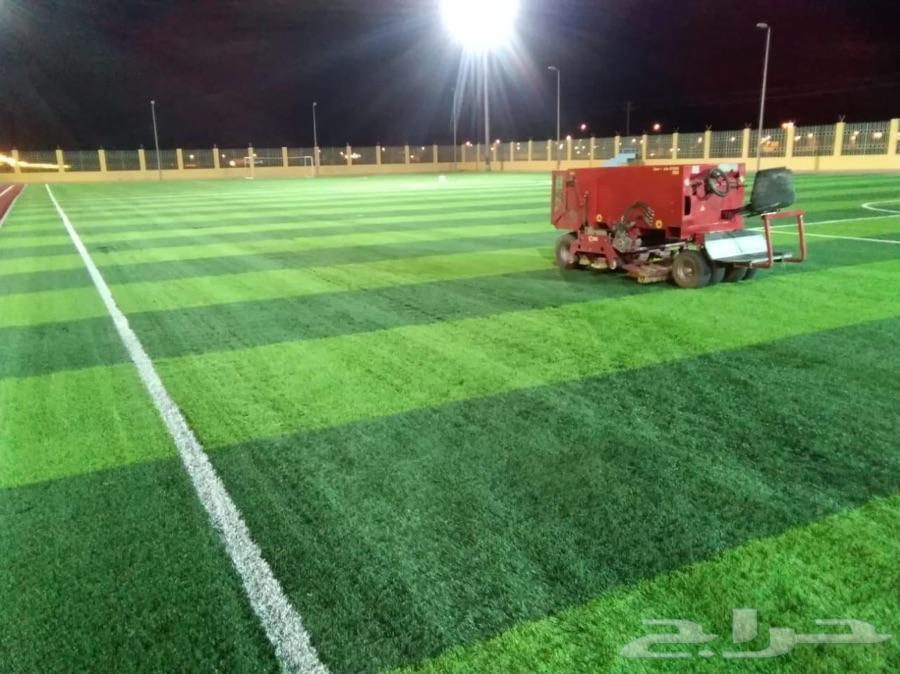 للملاعب والحدائق