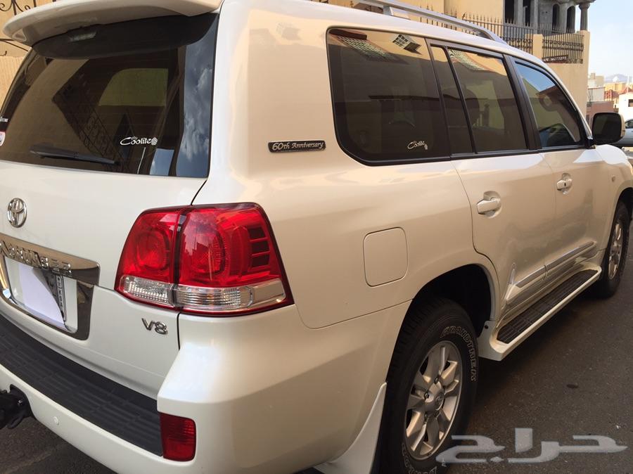 لاندكروزر GXR 2011 شبه جديد