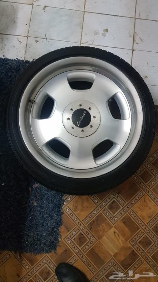 جنوط مرسيدس مع الكفرات