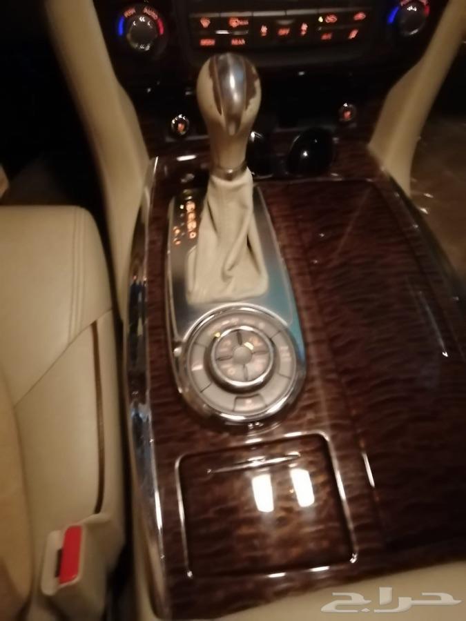 للبيع جيب نيسان باترول 2012 Le400 فل