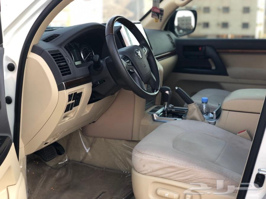 ((تم البيع))