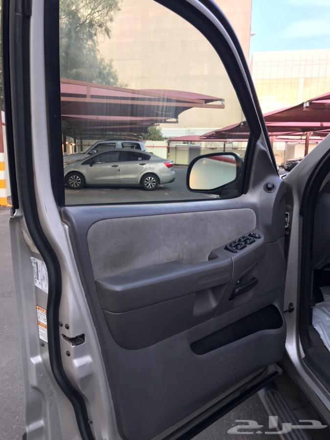 فورد اكسبلورر سعودي 2005 ممشى 247 الف كم