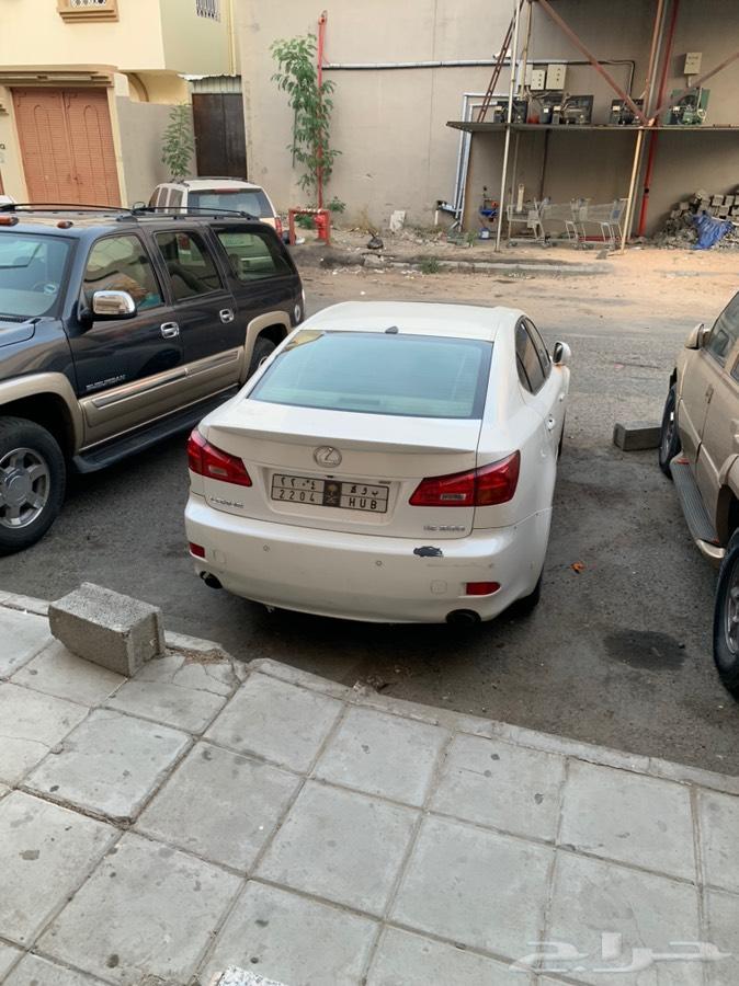 للبيع لكزس اي اس 300