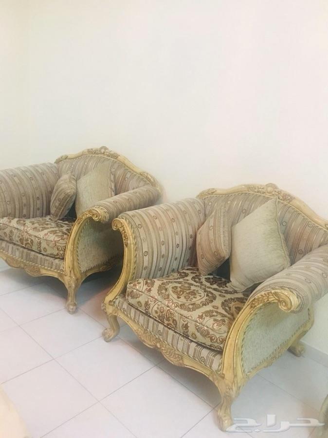 كنب من مفروشات عبد اللطيف