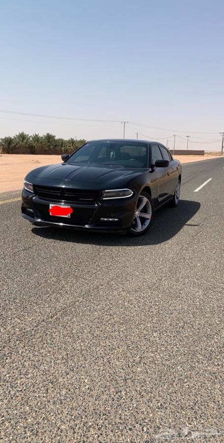 للبيع تشارجر rt 2016